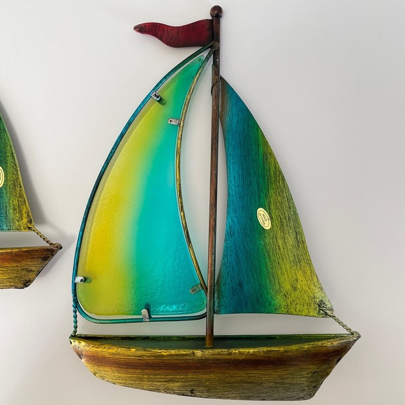 Stained glass sail boat - Picture 3 of 11